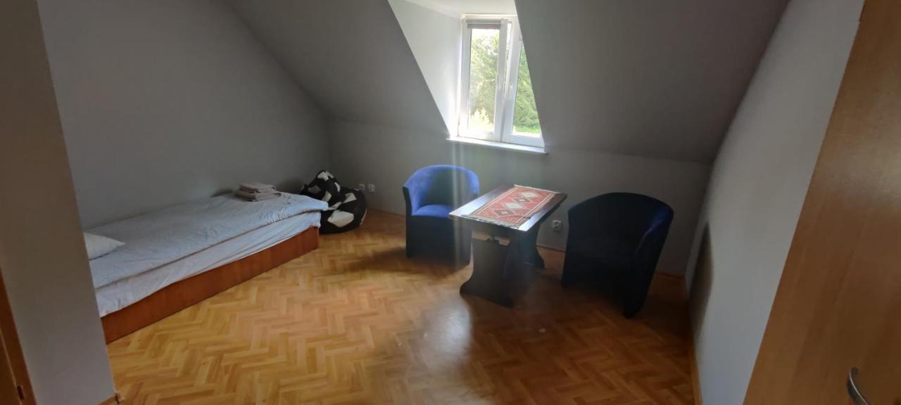 Villa Pod Bocianim Gniazdem à Stary Folwark Extérieur photo